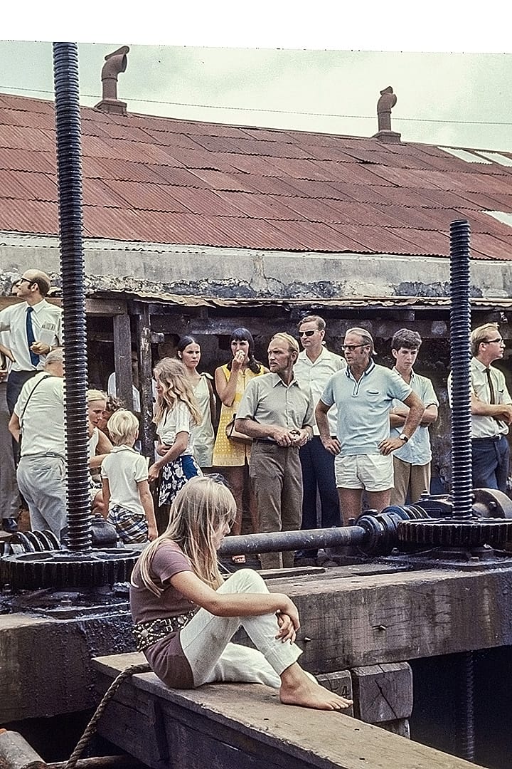 Thor Heyerdahl, Norman Baker, family members and others watch the Ra II come into the dry dockThor Heyerdahl, Norman Baker, family members and others watch the Ra II come into the dry dock
