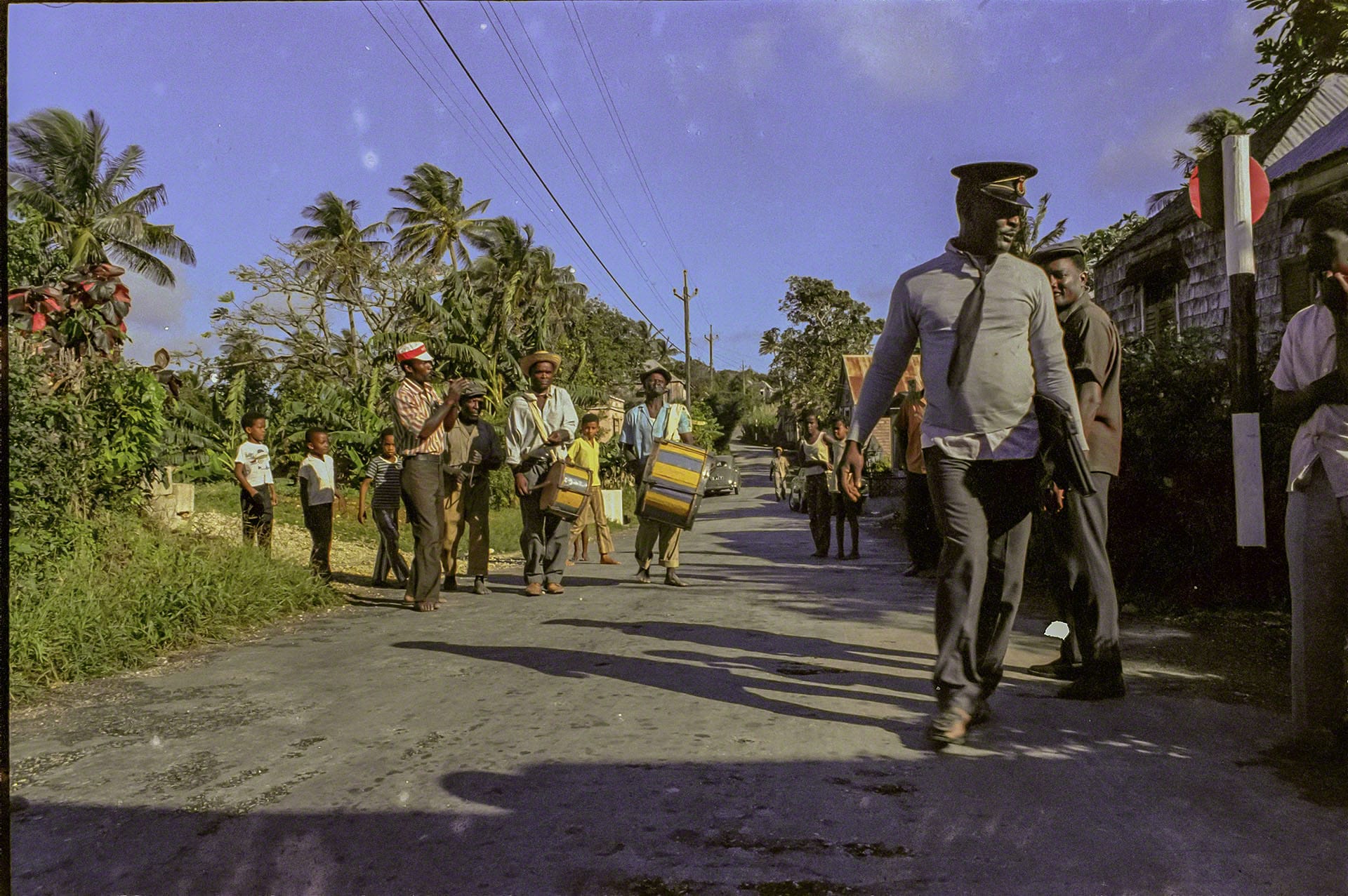 mp19 721225 0017