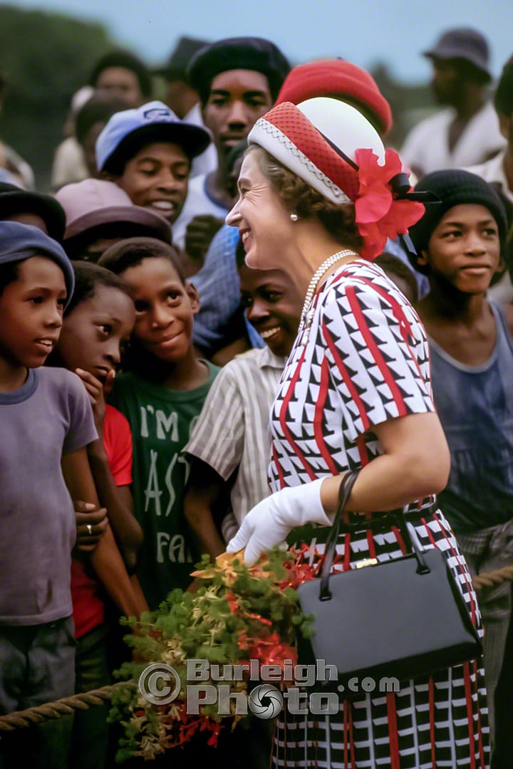 Queen Elizabeth II meets her Bajan subjects, Silver Jubilee Oct 31, 1977 bgv06-14